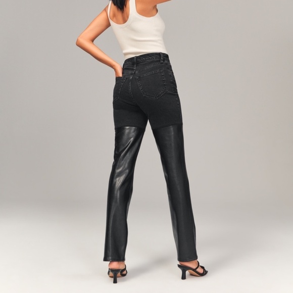 Abercrombie & Fitch Curve Love Mixed Fabric Ultra High Rise 90s Straight Jeans B - Picture 1 of 12